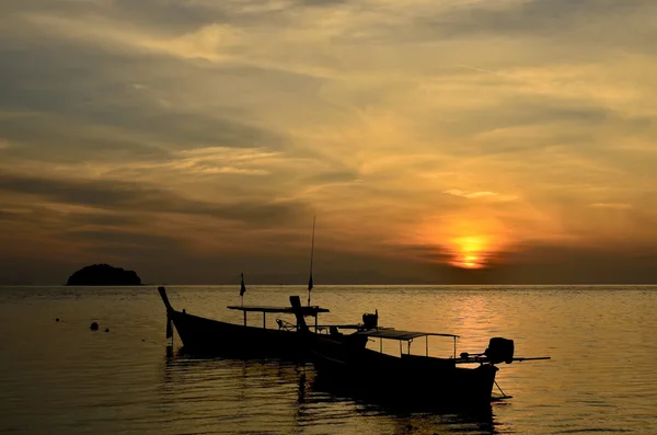 Koh lipe ada güneş doğarken — Stok fotoğraf