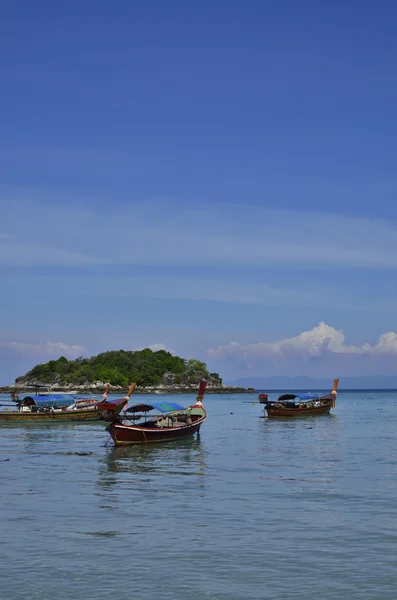 Thaise longtail boot in de zee — Stockfoto