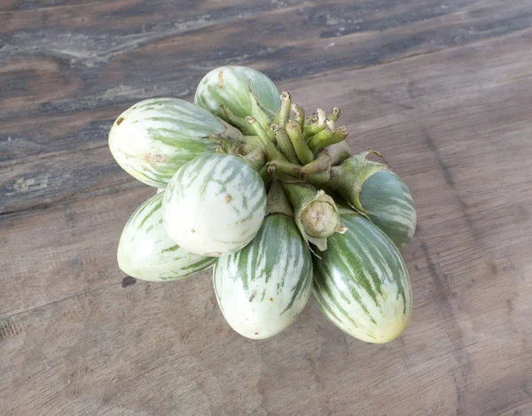 Fresh eggplant — Stock Photo, Image