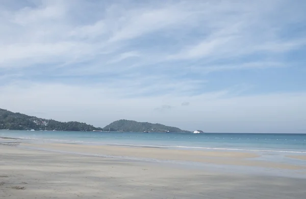 Patong tropical beach in Phuket — Stock Photo, Image