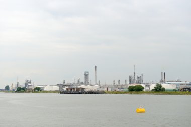 rotterdam Limanı Petrol sanayi