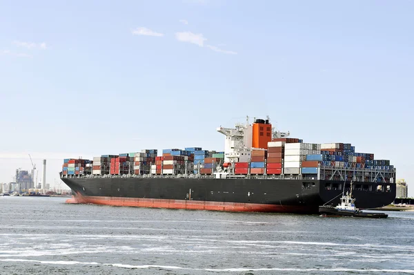 Containership w porcie w Rotterdamie — Zdjęcie stockowe