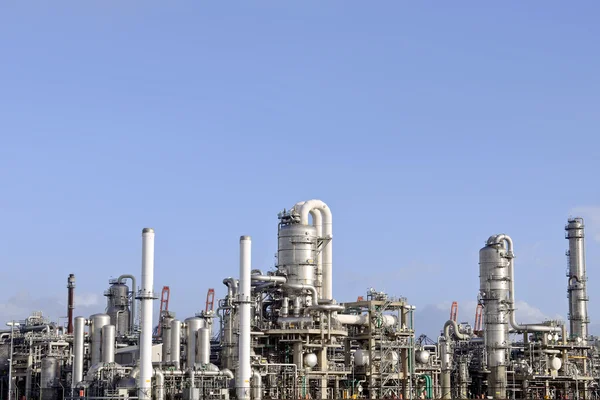 Oil and chemical refinery — Stock Photo, Image