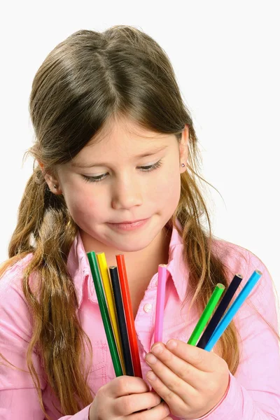 Niño con lápices de color —  Fotos de Stock