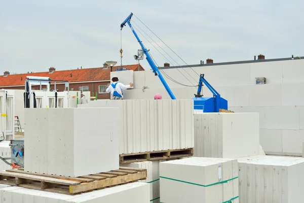 Budowa nowych domów z cegły z piaskowca — Zdjęcie stockowe
