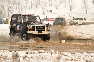 Almatı, Kazakistan - 11 Şubat off-road aracı jeep 4 x 4 Festivali sırasında