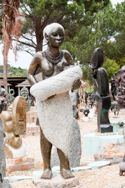 Afrikansk kvinna konsthantverk i cape town, Sydafrika — Stockfoto