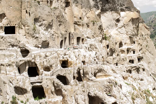 Jaskinia średniowiecznego miasta klasztor vardzia, Gruzji, Kaukazie — Zdjęcie stockowe