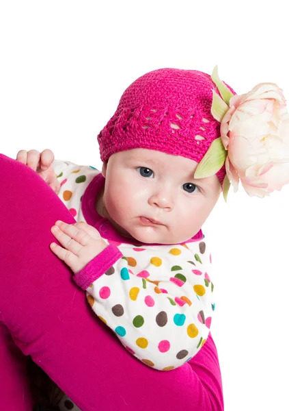 Portrait de bébé fille aux yeux bleus isolé sur fond blanc Utilisez-le pour un concept d'enfant, de rôle parental ou d'amour — Photo