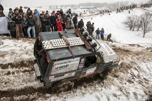 Almaty, Kazakhstan - February 21, 2013. Off-road racing on jeeps, Car competition, ATV. — Stock Photo, Image