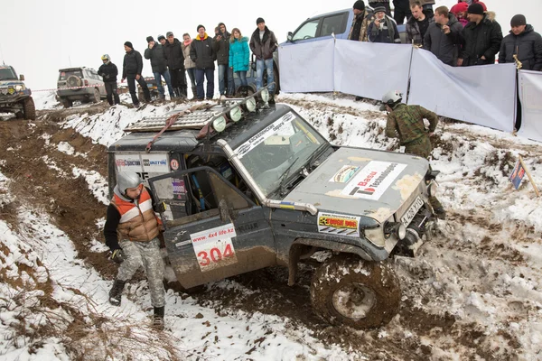 Almaty, Kazakhstan - February 21, 2013. Off-road racing on jeeps, Car competition, ATV. — Stock Photo, Image