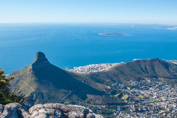 Вид с воздуха на Кейптаун, Столовая гора, Южная Африка — стоковое фото