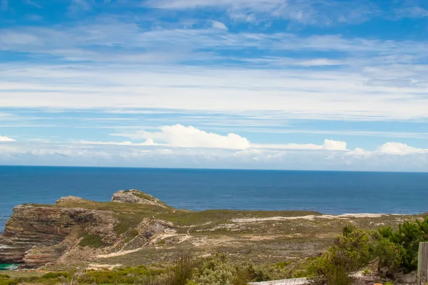 Cabo de Buena Esperanza. Península del Cabo Océano Atlántico. Ciudad del Cabo. Sudáfrica vista desde Cape Point — Foto de Stock