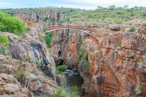 Blyde River Canyon,South Africa, Mpumalanga, Summer Landscape, red rocks and water — Stock Photo, Image