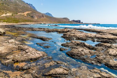 balos koyu. gramvousa Island, Girit greece.magical turkuaz suları, lagünler, saf beyaz kum plajları göster.