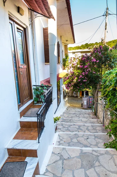 Small cretan village in Crete island, Greece. Building Exterior of home — Stock Photo, Image