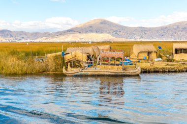 geleneksel reed tekne titicaca Gölü, peru, puno, uros, Güney Amerika.