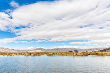 yüzen ada Titikaka Gölü: puno, peru, Güney Amerika.