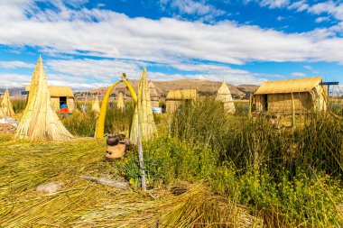 yüzen ada Titikaka Gölü: puno, peru, Güney Amerika.