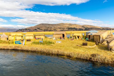 yüzen ada Titikaka Gölü: puno, peru, Güney Amerika.