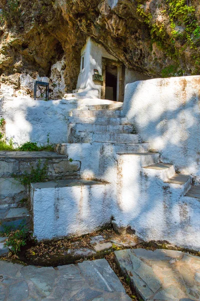 Liten kretensisk by i Kreta, Grekland. byggnaden — Stockfoto