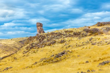 mezar yazıtı Kule'ye sillustani, peru