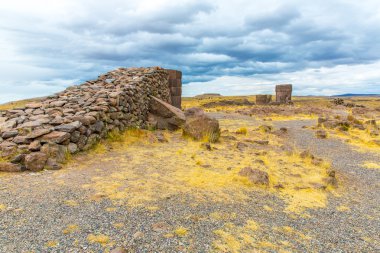 mezar yazıtı Kule'ye sillustani, peru