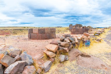 mezar yazıtı Kule'ye sillustani, peru