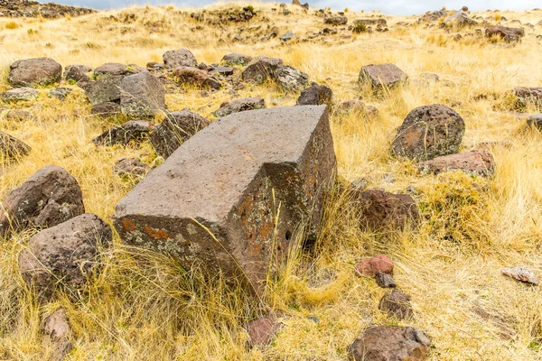 Похоронні вежі в sillustani, Перу — стокове фото