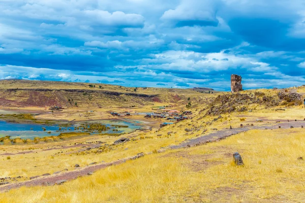 Pogrzebowe wieże w sillustani, peru — Zdjęcie stockowe