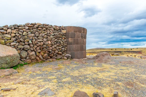 Pohřební věže v sillustani, peru — Stock fotografie