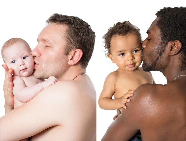 Feliz pai e bebê preto e caucasiano — Fotografia de Stock