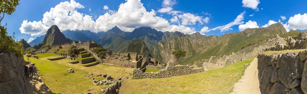 Panorama de la ciudad misteriosa — Foto de Stock