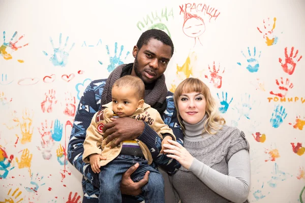 Gelukkige familie — Stockfoto