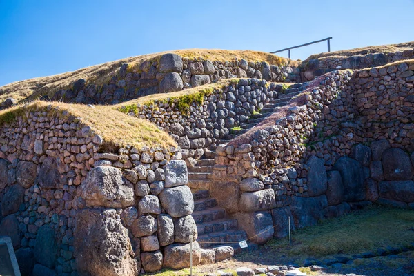 在 saqsaywaman，秘鲁的印加墙 — 图库照片