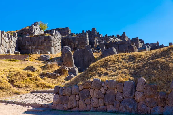 Inca Wall in SAQSAYWAMAN — Stock Photo, Image