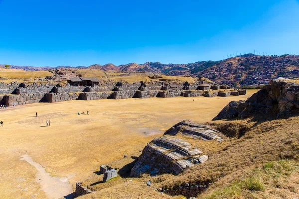 在 saqsaywaman，秘鲁的印加墙 — 图库照片