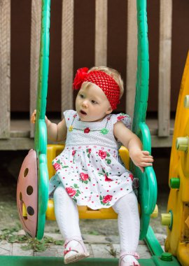 küçük kız çocuk