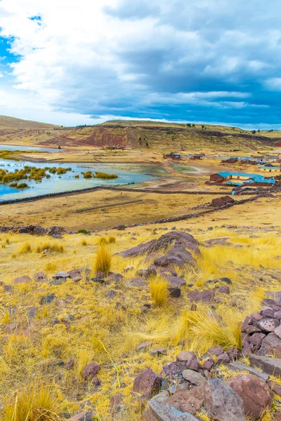 Funeraire torens en ruïnes in sillustani — Stockfoto