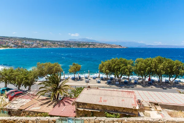 City Rethymno on beach — Stock Photo, Image