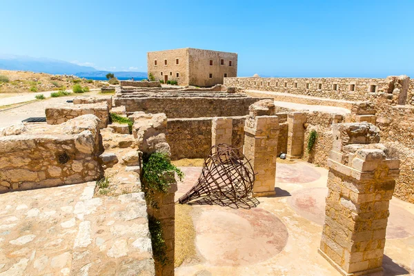 Eski şehirde rethymno Harabeleri — Stok fotoğraf