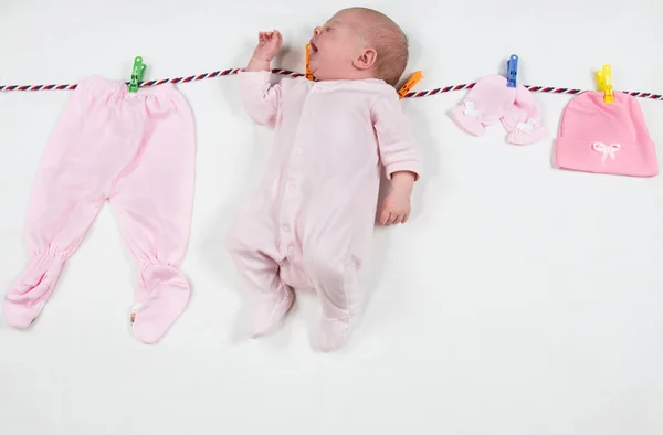 Novorozené dítě dívka — Stock fotografie