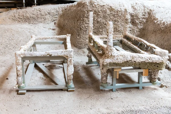 Археологические объекты в городе Фира — стоковое фото