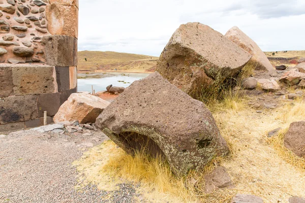 Funerary towers in Sillustani — Stock Photo, Image
