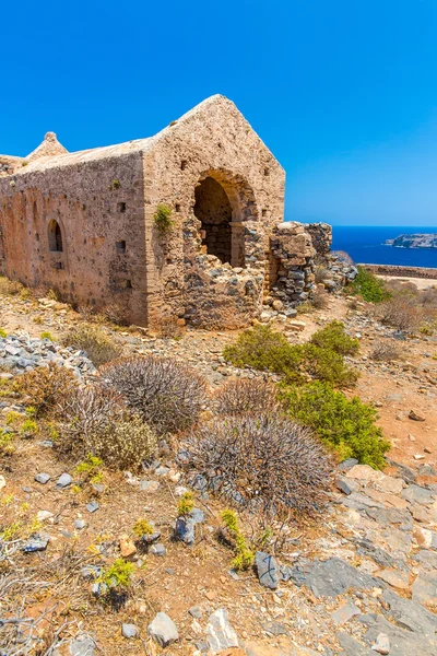 Isla Gramvousa en Creta, Grecia con restos de fortaleza veneciana —  Fotos de Stock