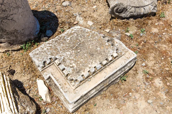 Monastère (couvent) dans la vallée de Messara à l'île de Crète en Grèce . — Photo