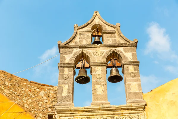 Iglesia en la aldea — Foto de Stock