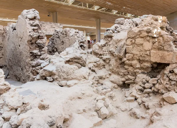 Ruinas en la ciudad de Fira —  Fotos de Stock