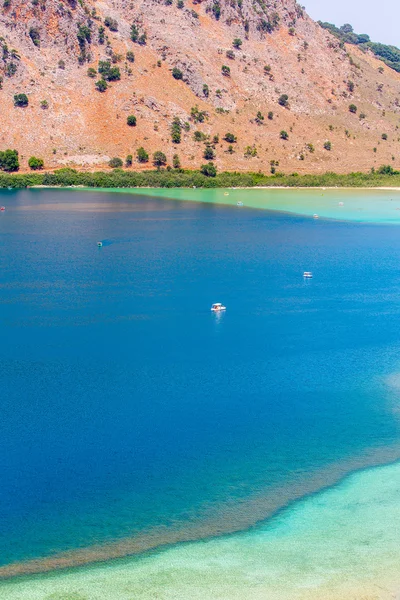 Freshwater lake in village Kavros in Crete island, Greece — Stock Photo, Image