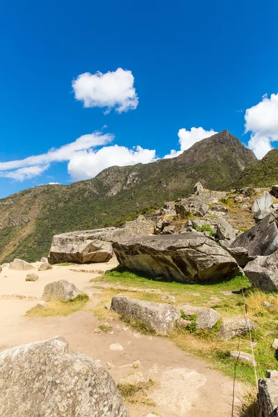 Città misteriosa Machu Picchu, Perù, Sud America. Le rovine inca. Esempio di muratura poligonale e abilità — Foto Stock